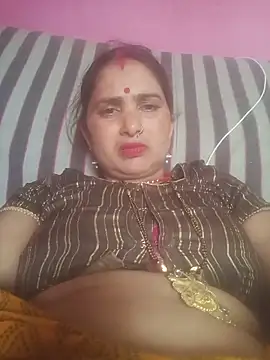 Snapshot of Your-shreya143 chatting on June 2026 11:34:01 AM Your-shreya143 online show from June 2026 11:34:01 AM