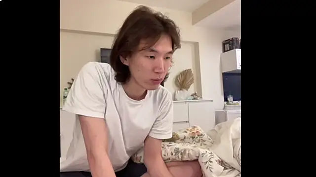 mike johny1 online show from December 2025 04:38:01 PM