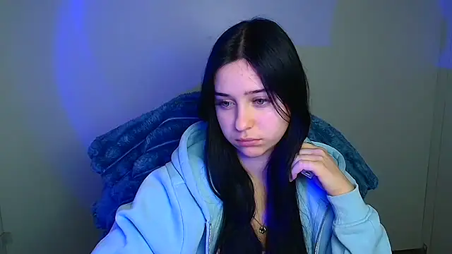 Lilu May online show from March 2026 12:52:01 PM