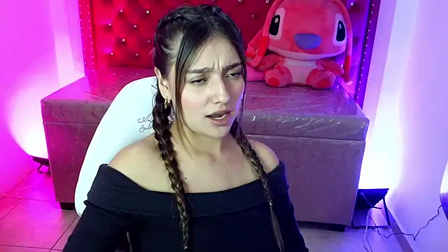 Snapshot of Diamond_juliana chatting on July 2026 06:47:02 AM Diamond juliana online show from July 2026 06:47:02 AM