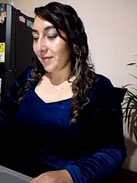 Valeria montana  online show from December 2025 11:22:01 PM