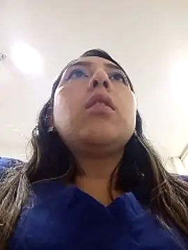 Valeria montana  online show from February 2026 04:40:01 PM