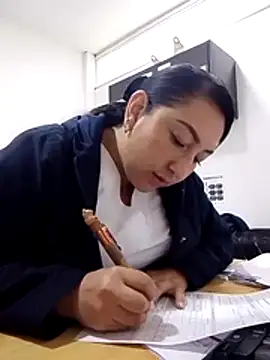 Valeria montana  online show from March 2026 12:53:02 PM