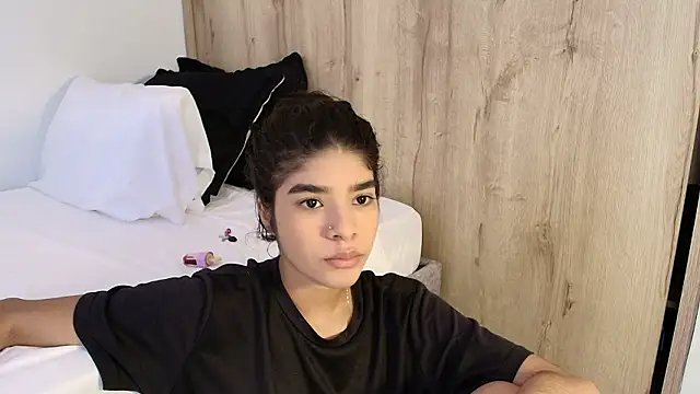 phia carter online show from February 2026 03:59:01 PM