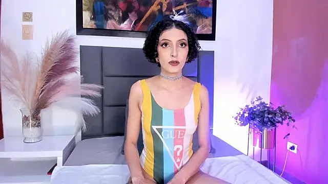 LyraVendrell online show from March 2026 06:58:01 PM