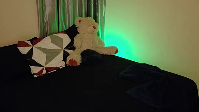 Snapshot of Aregoe_Art chatting on May 2026 01:56:01 AM Aregoe Art online show from May 2026 01:56:01 AM