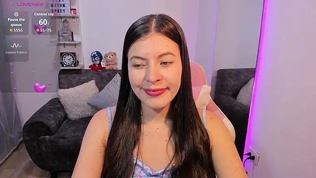 KatieCortes online show from January 2026 07:19:01 PM