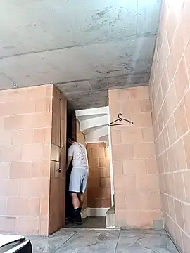 MaxSteel x online show from December 2025 04:23:02 PM