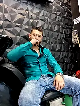 MaxSteel x online show from December 2025 08:16:02 PM