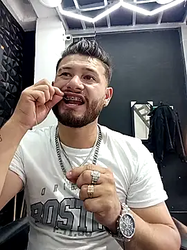 MaxSteel x online show from February 2026 04:56:02 PM