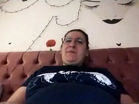 Snapshot of Dana92va chatting on February 2026 06:37:01 PM Dana92va online show from February 2026 06:37:01 PM