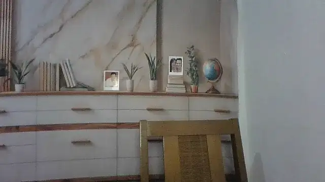 Luna-Hot0802 online show from March 2026 08:41:01 PM