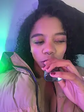 arianna roxe online show from February 2026 04:01:02 AM