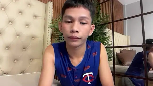 Snapshot of TheBoyAboveYou chatting on August 2026 04:42:02 PM TheBoyAboveYou online show from August 2026 04:42:02 PM