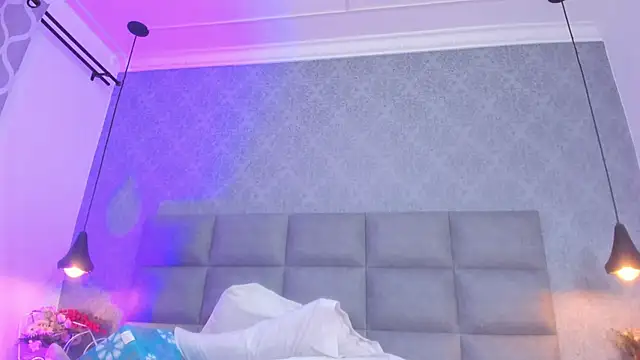 emilyy r online show from March 2026 07:21:02 PM