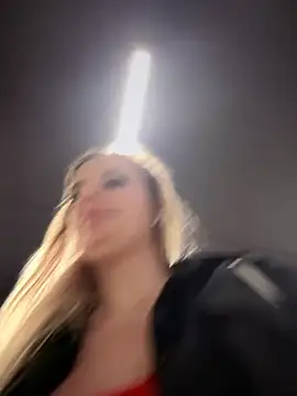 Snapshot of Betsy chatting on December 2024 01:50:02 PM Betsy online show from December 2024 01:50:02 PM