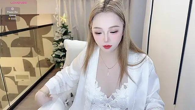 Star-XinX online show from February 2026 02:48:02 PM