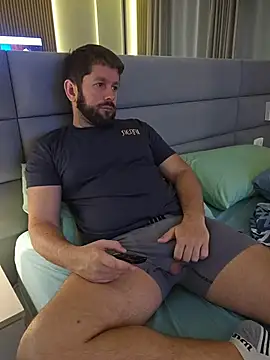 Snapshot of RipMyUnderwear chatting on June 2026 01:24:02 PM RipMyUnderwear online show from June 2026 01:24:02 PM