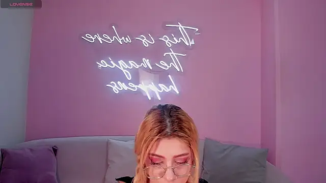 MadisonKane online show from March 2026 11:26:01 AM