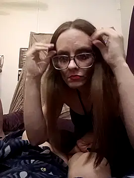 snowbird1117 online show from January 2026 04:26:02 AM