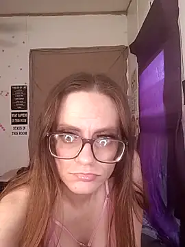 snowbird1117 online show from February 2026 07:42:02 PM