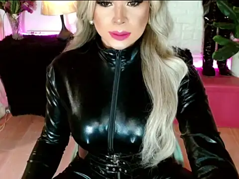 Snapshot of sheenavi chatting on December 2025 03:41:01 PM sheenavi online show from December 2025 03:41:01 PM