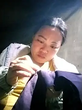 AlilaK2 online show from January 2026 01:27:02 PM