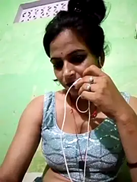 Snapshot of Big_soniya55A chatting on July 2026 01:13:02 PM Big soniya55A online show from July 2026 01:13:02 PM