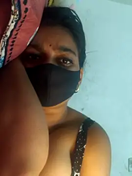 Hotty Tulip online show from February 2026 09:48:02 PM