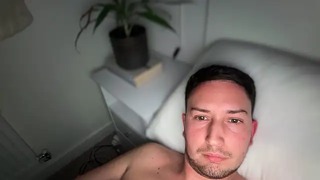 dirtyanal23 online show from January 2026 11:43:02 PM