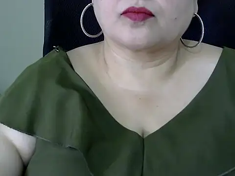 Snapshot of Soniya_Sha chatting on May 2026 07:38:01 AM Soniya Sha online show from May 2026 07:38:01 AM