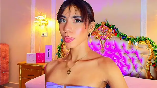 BellaHarpeer online show from December 2025 08:47:02 PM