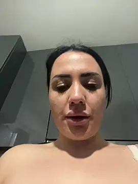 tesaa1212 online show from December 2025 05:09:01 PM