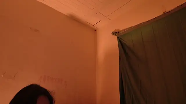 MoonLipsON- online show from April 2026 05:08:02 AM