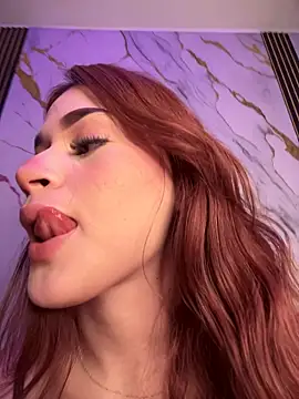 Francesca Galeano online show from December 2025 08:48:01 PM