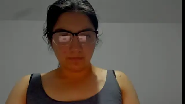 eva smit t online show from April 2026 03:00:02 AM