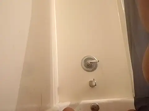 moneytalk516 online show from April 2026 12:03:02 PM