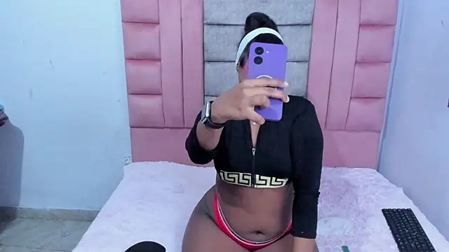 AdaraandMichael online show from February 2026 04:31:01 AM