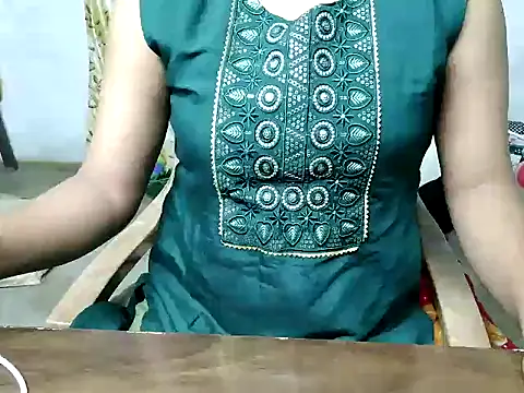 ishiii-69 online show from December 2025 05:30:01 PM