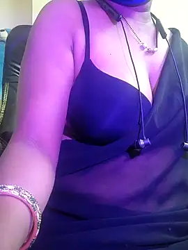 Snapshot of Preeti345 chatting on June 2026 03:07:02 AM Preeti345 online show from June 2026 03:07:02 AM