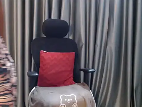 Snapshot of -Micky- chatting on February 2026 02:51:02 PM -Micky- online show from February 2026 02:51:02 PM