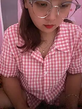 Snapshot of Samsam-006 chatting on May 2026 07:03:01 AM Samsam-006 online show from May 2026 07:03:01 AM