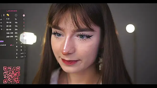 Snapshot of Lanenger chatting on February 2026 10:11:02 PM Lanenger online show from February 2026 10:11:02 PM