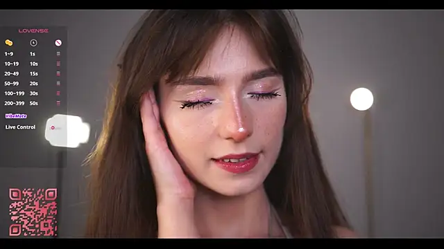 Snapshot of Lanenger chatting on March 2026 10:45:01 PM Lanenger online show from March 2026 10:45:01 PM