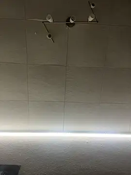 Snapshot of OnlyTyroone chatting on December 2025 04:05:01 PM OnlyTyroone online show from December 2025 04:05:01 PM