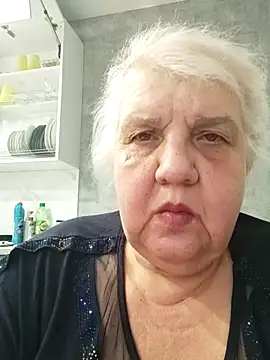 HapinessLovee online show from April 2026 03:09:01 PM