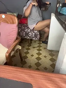 Snapshot of Brown_Beautyz chatting on January 2026 07:02:02 AM Brown Beautyz online show from January 2026 07:02:02 AM