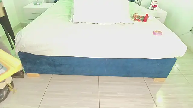 Velora nigth online show from December 2025 11:05:01 AM