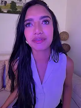 Snapshot of AlinaArgii chatting on May 2026 02:03:02 PM AlinaArgii online show from May 2026 02:03:02 PM