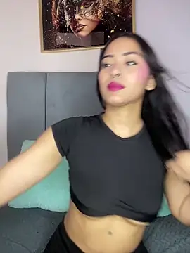 ravenna em online show from December 2025 03:50:01 PM